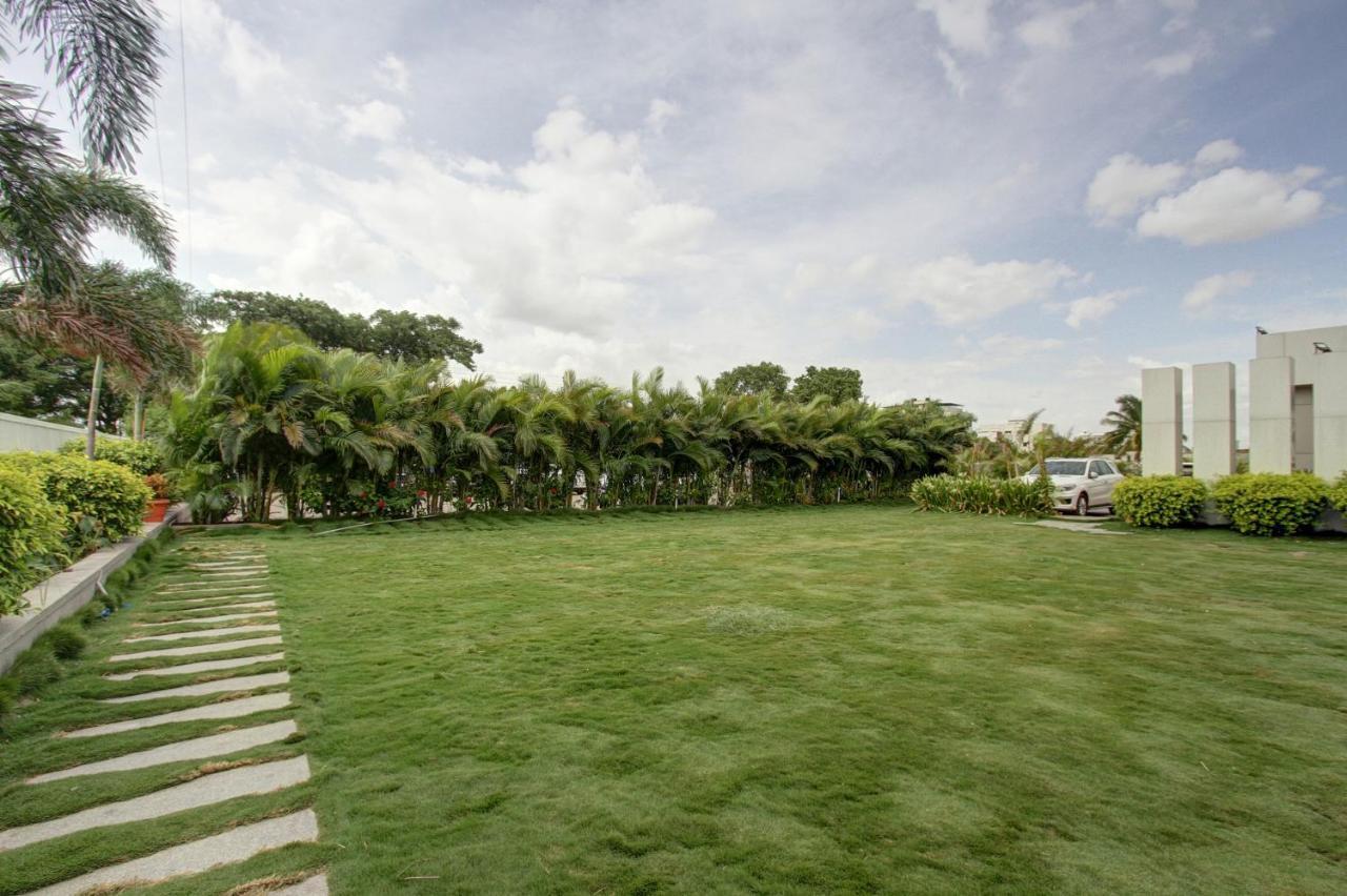 Hotel Le Grande Bijapur  Exterior photo